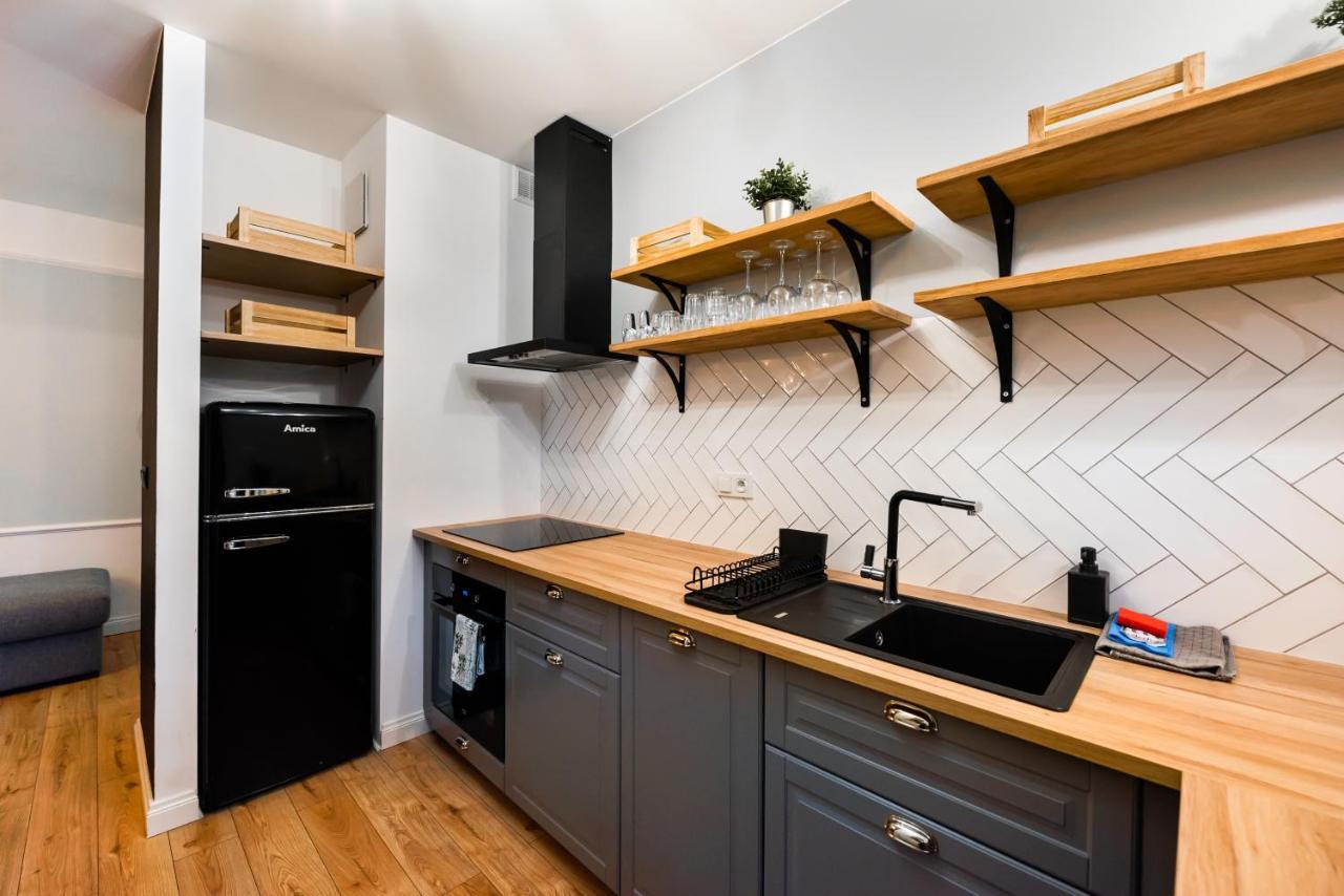 ורשה Grzybowska Luxury Apartment מראה חיצוני תמונה