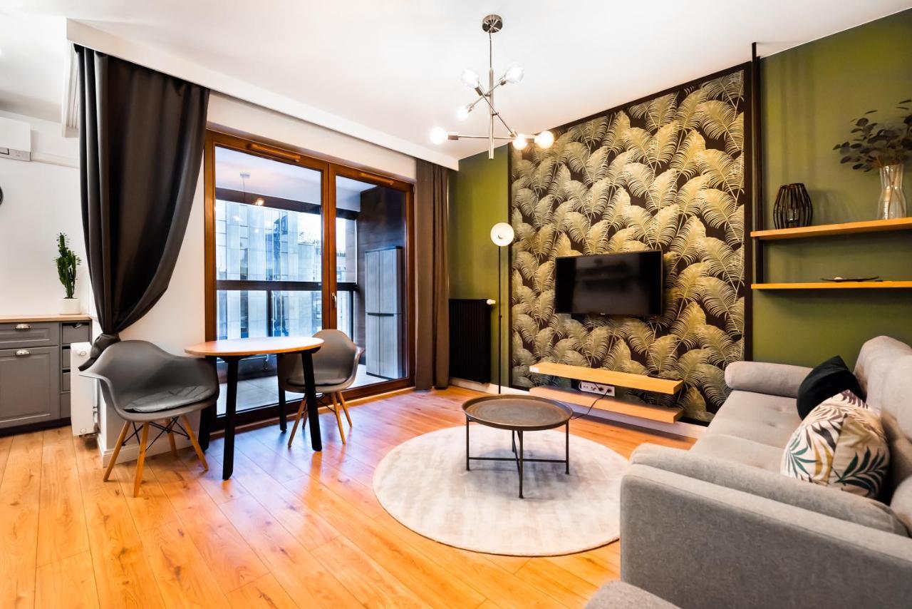 ורשה Grzybowska Luxury Apartment מראה חיצוני תמונה