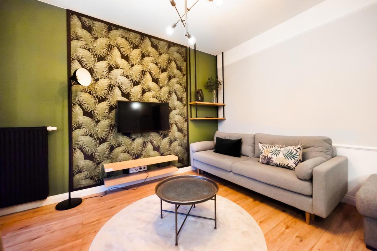 ורשה Grzybowska Luxury Apartment מראה חיצוני תמונה