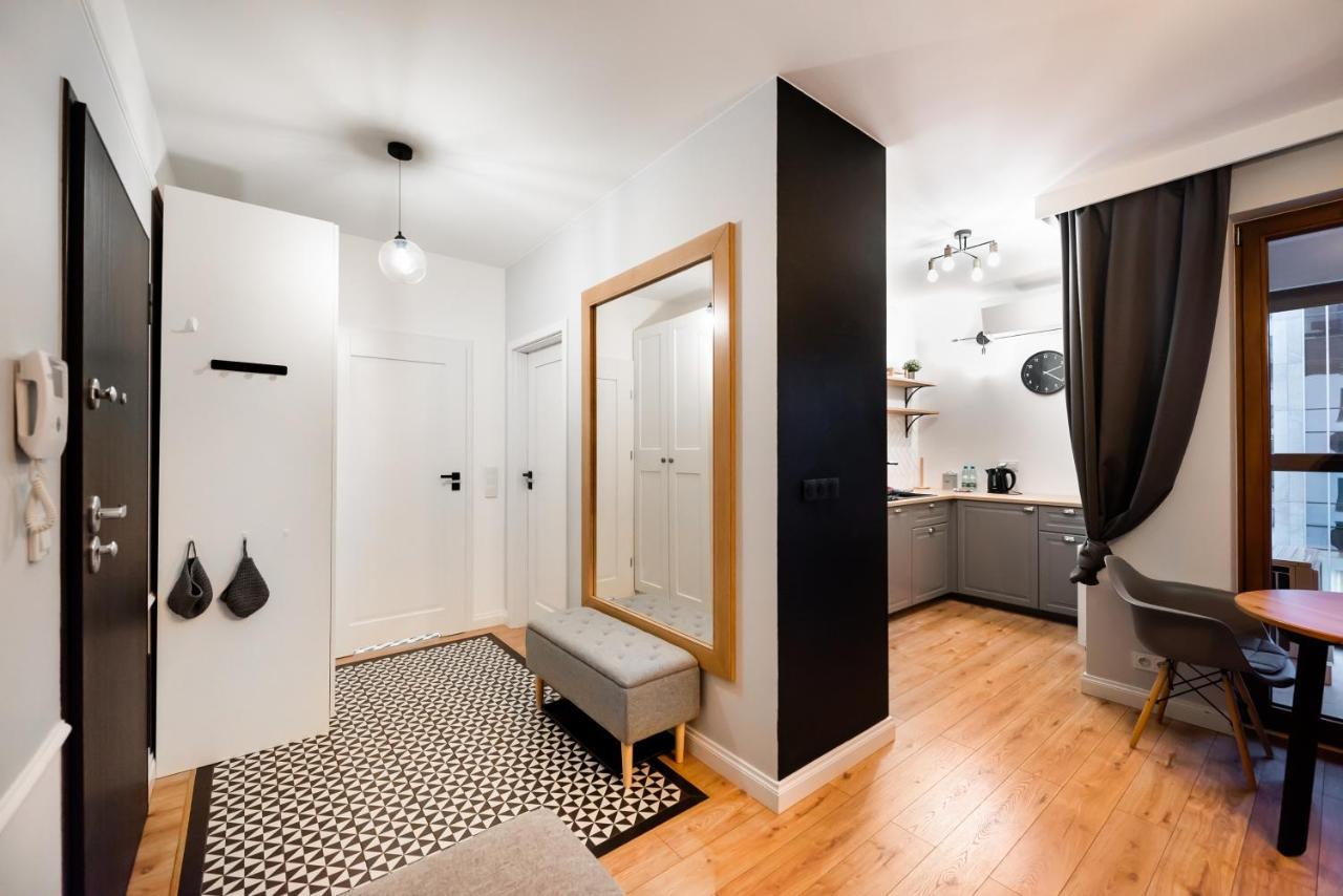 ורשה Grzybowska Luxury Apartment מראה חיצוני תמונה