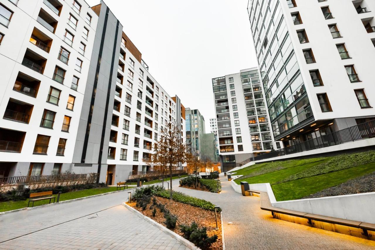 ורשה Grzybowska Luxury Apartment מראה חיצוני תמונה